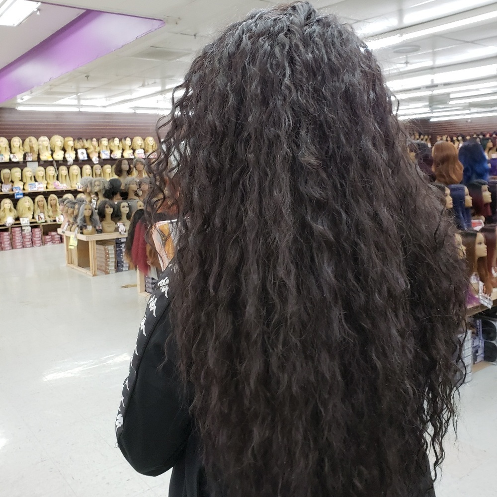 ISO this wig in a Copper Red or Gray